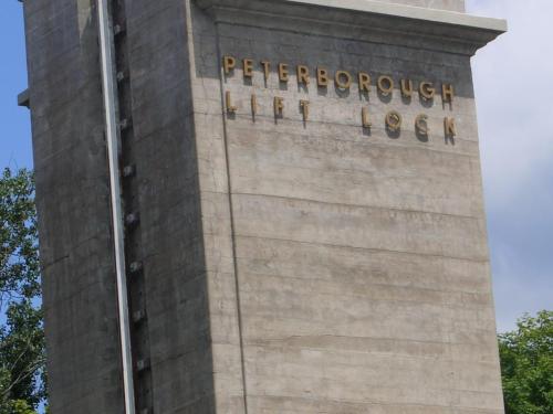 peterborough lift lock
